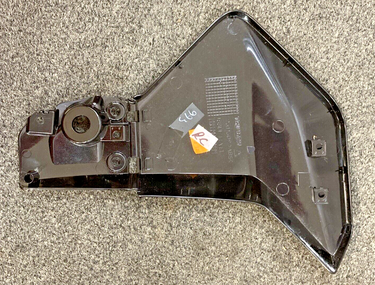 NEW GENUINE TRIUMPH T2311809-PM RAD COWL. LOWER.FRONT LHS