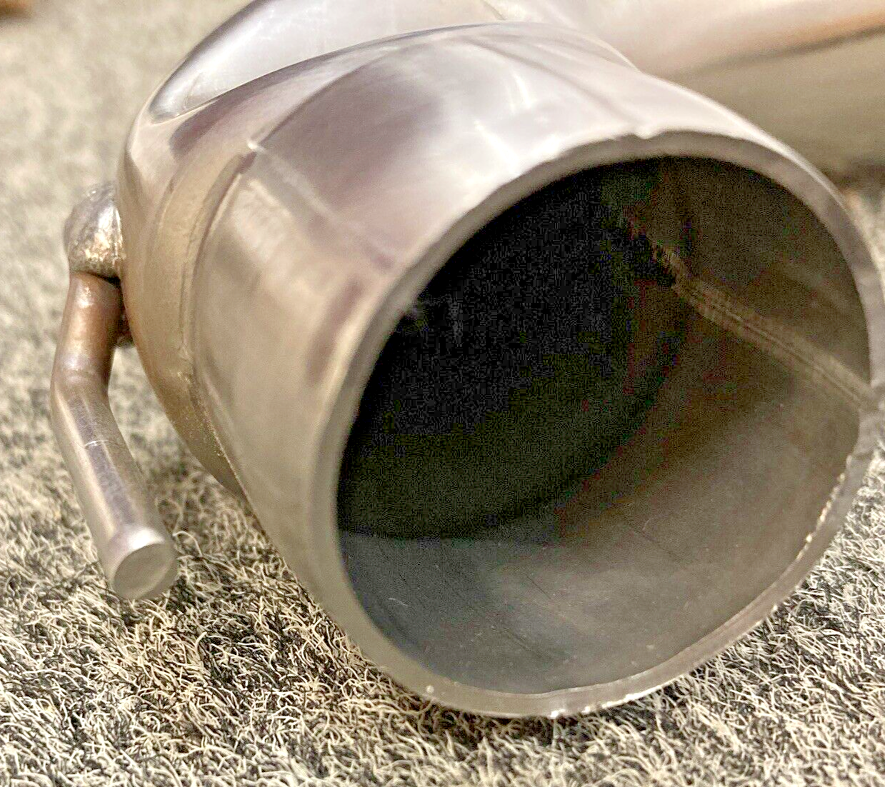 NEW GENUINE TRIUMPH  T2202307 Exhaust Link Pipe, Lh