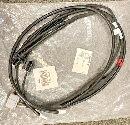 NEW GENUINE TRIUMPH T2041879 Handlebar Sub Harness, Long