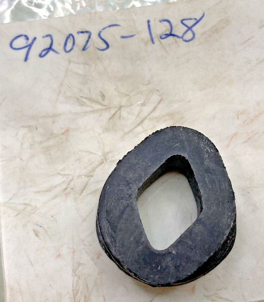 QTY 2 NEW REPLACES KAWASAKI 92075-128 LAMP DAMPER