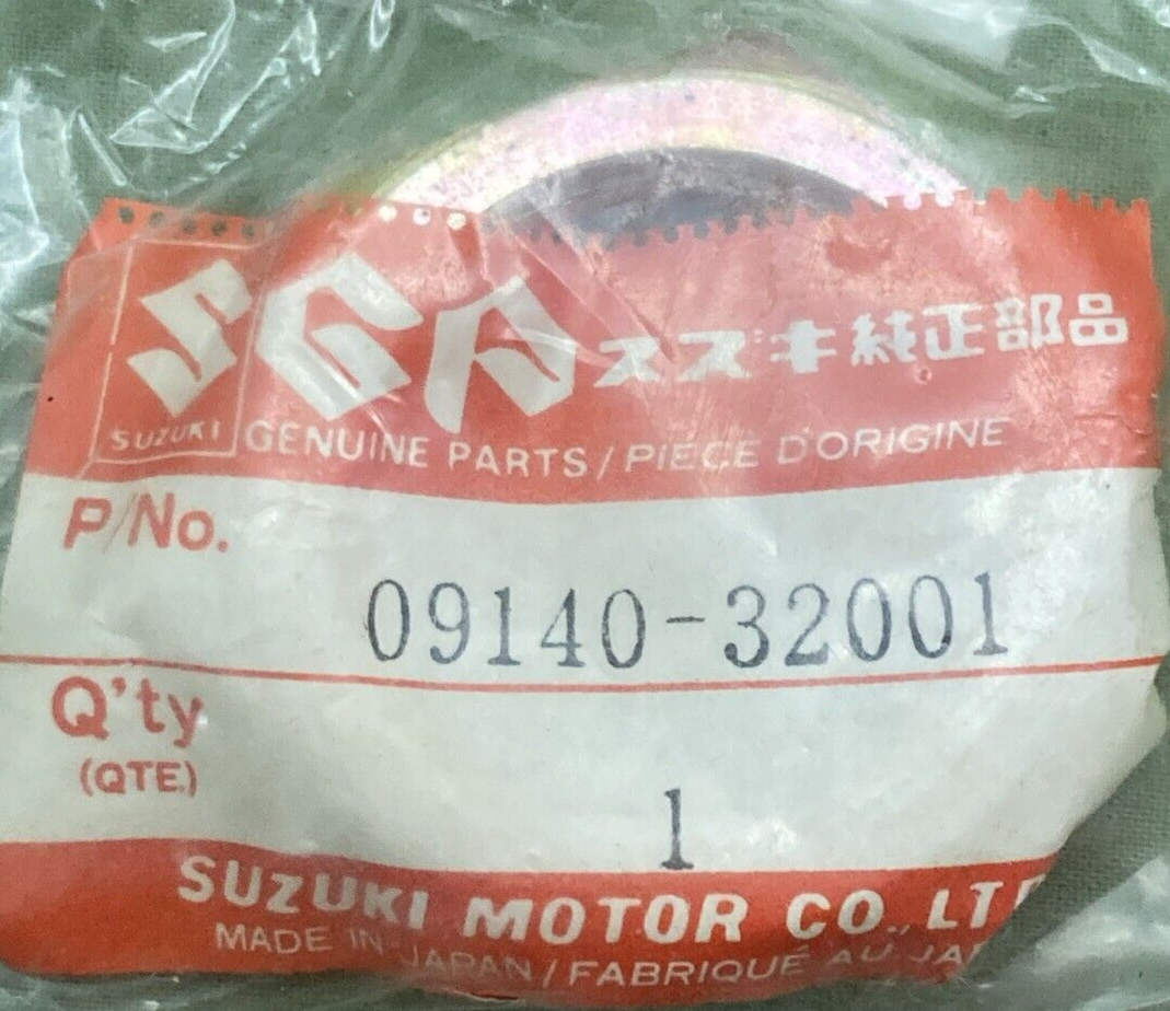 NEW GENUINE SUZUKI 09140-32001 NUT LH REAR WHEEL