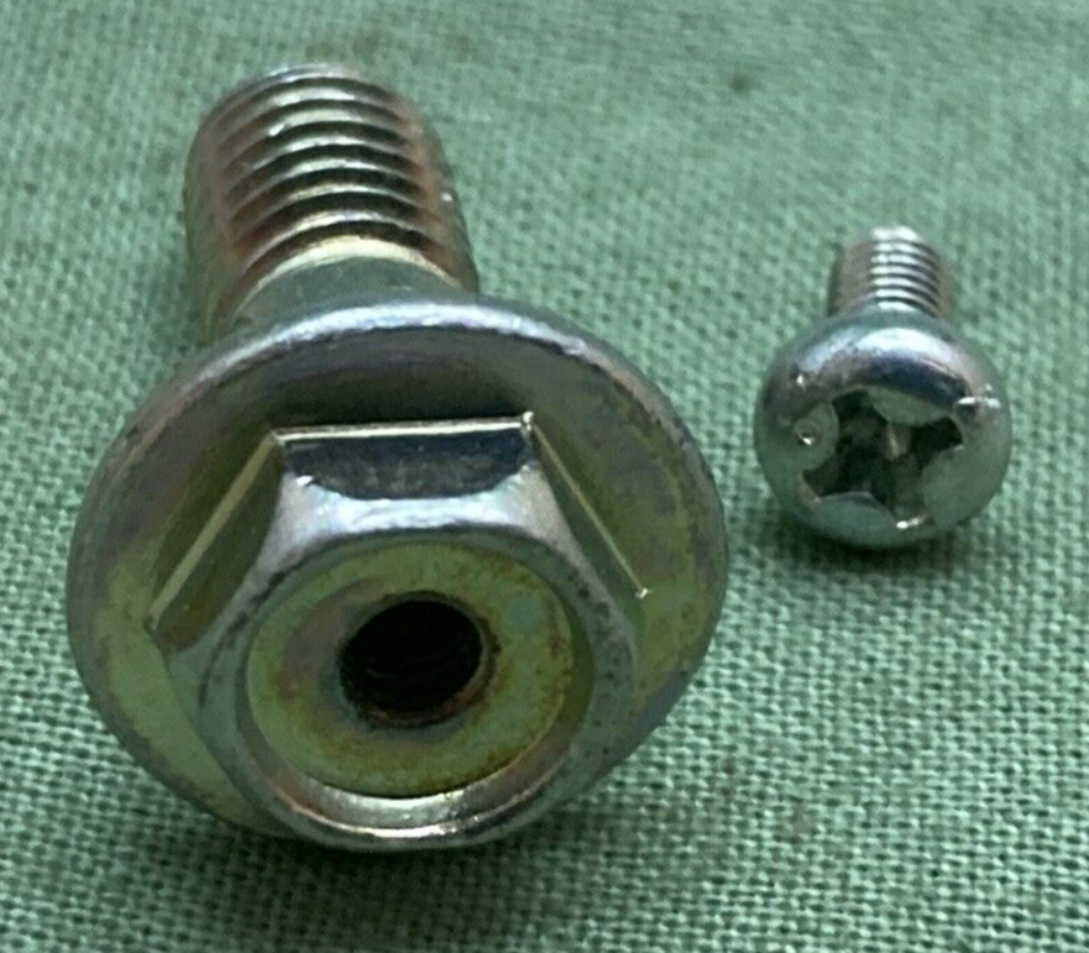 NEW GENUINE SUZUKI 16760-19001 UNION BOLT ASSEMBLY OIL PUMP