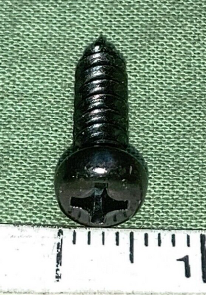 QTY 2 NEW GENUINE SUZUKI 09132-04005 SCREW SPEEDOMETER