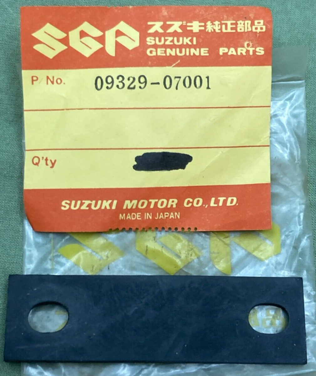 QTY 2 NEW GENUINE SUZUKI 09329-07001 CUSHION RUBBER DAMPER