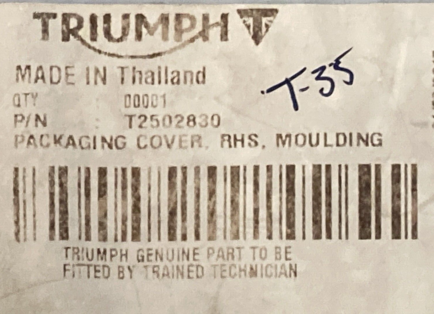 NEW GENUINE TRIUMPH T2502830 Packaging Cover, Rhs, Moulding