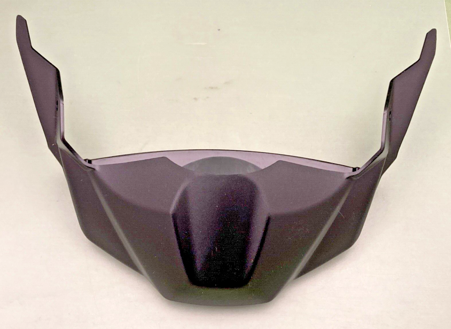 NEW GENUINE TRIUMPH T2305314 Center Panel, Mldg
