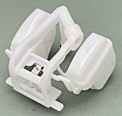 NEW GENUINE TRIUMPH 1240061-T0301 FLOAT ASSY