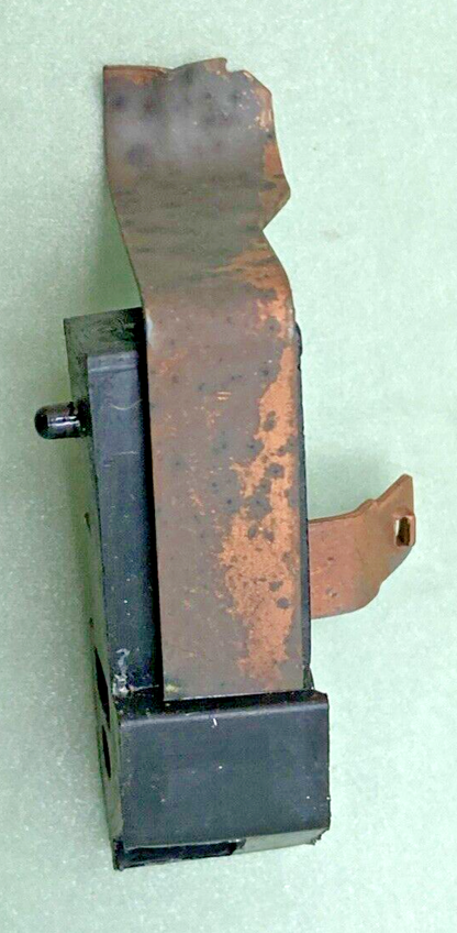 NEW GENUINE GM 3521242 SWITCH, PARKING BRAKE INDICATOR