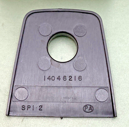 NEW GENUINE GM 12337986 GASKET, END GATE WINDOW HINGE, 1983-1991 GM
