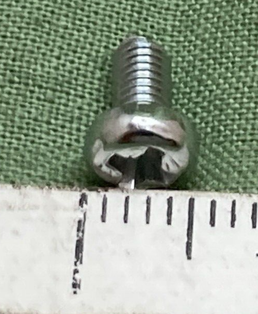 NEW GENUINE SUZUKI 02111-03067 SCREW