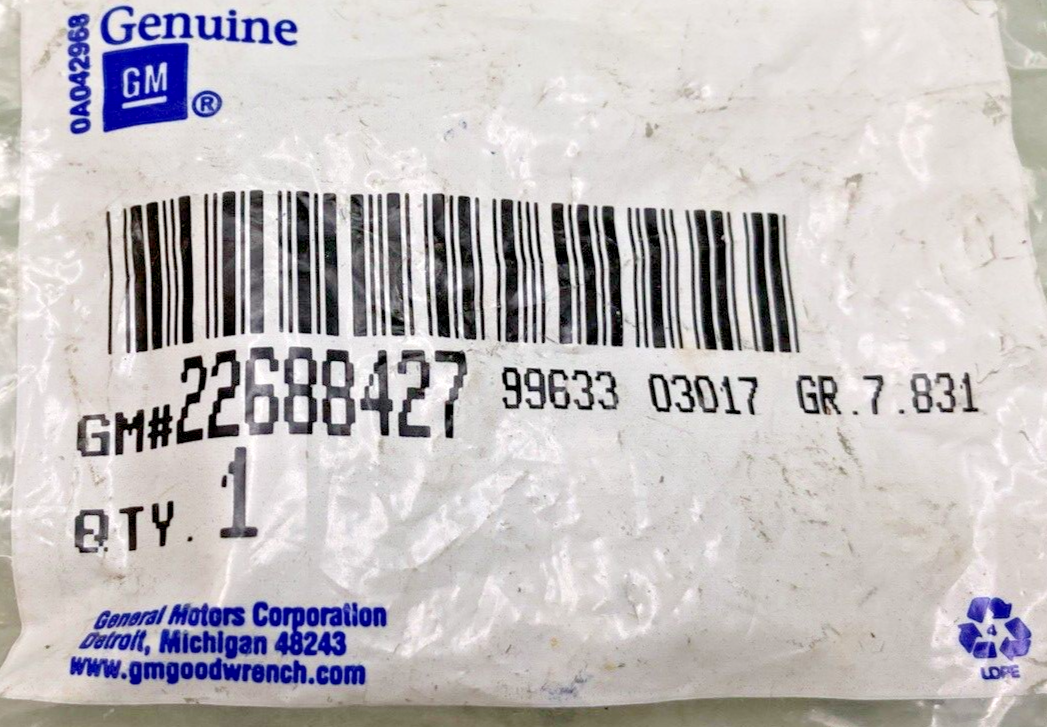 NEW GENUINE GM 22688427 RETAINER, FRONT/REAR BUMPER FASCIA EXTENSION, 02-10 GM