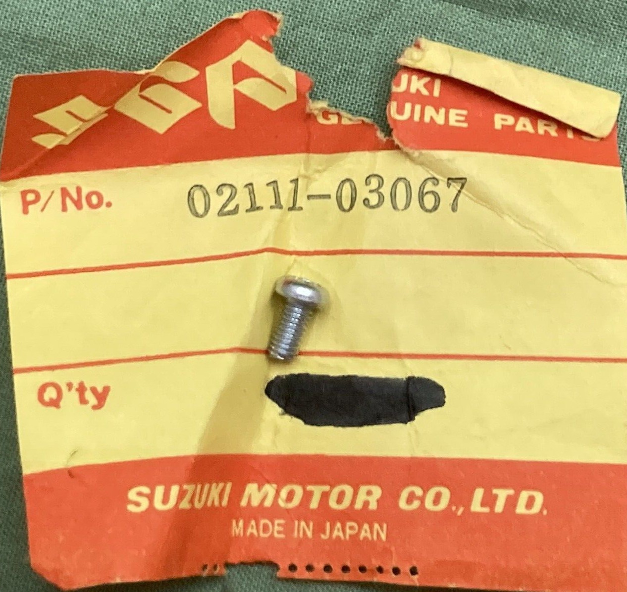NEW GENUINE SUZUKI 02111-03067 SCREW CROSS HEAD