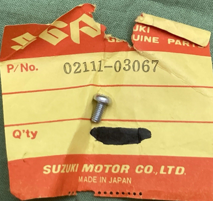 NEW GENUINE SUZUKI 02111-03067 SCREW CROSS HEAD