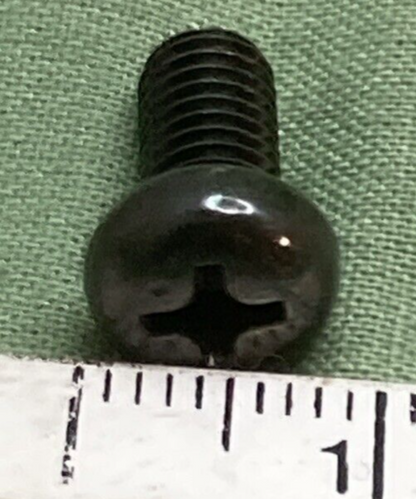 NEW GENUINE SUZUKI 02112-05105  SCREW CROSS HEAD