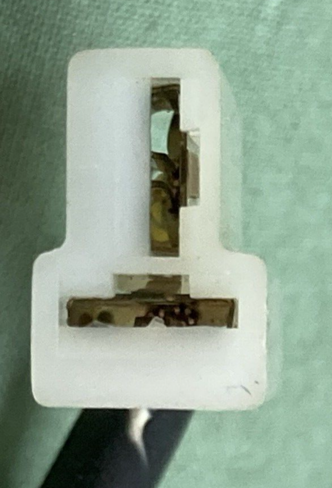 NEW GENUINE YAMAHA 1J7-81911-01 RESISTOR