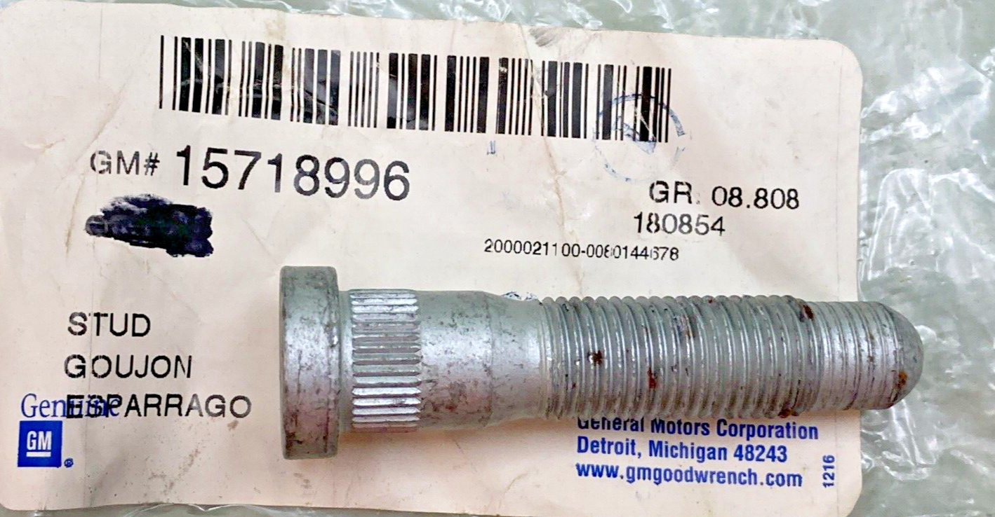 NEW GENUINE GM 15718996 STUD, FRONT WHEEL, 3.4 x 3.4 x 3.1 inches