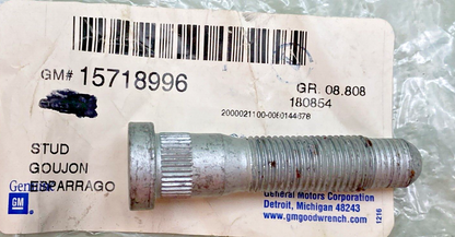 NEW GENUINE GM 15718996 STUD, FRONT WHEEL, 3.4 x 3.4 x 3.1 inches