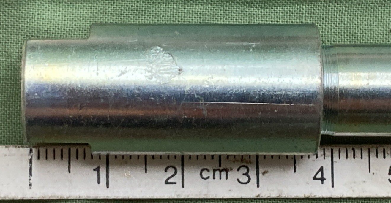 NEW GENUINE KAWASAKI 41068-032 FRONT AXLE