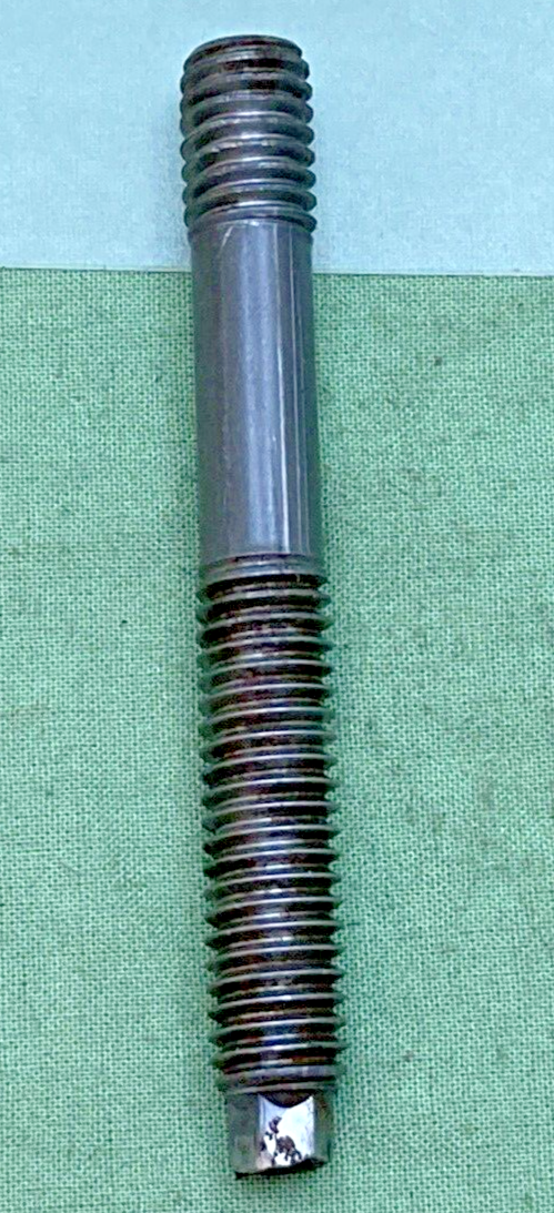 NEW GENUINE GM 14088828 STUD, EXHAUST PIPE, 1982-1990 GM
