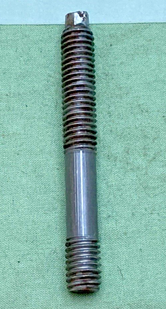 NEW GENUINE GM 14088828 STUD, EXHAUST PIPE, 1982-1990 GM