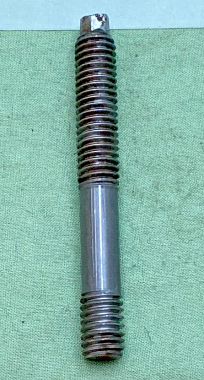 NEW GENUINE GM 14088828 STUD, EXHAUST PIPE, 1982-1990 GM