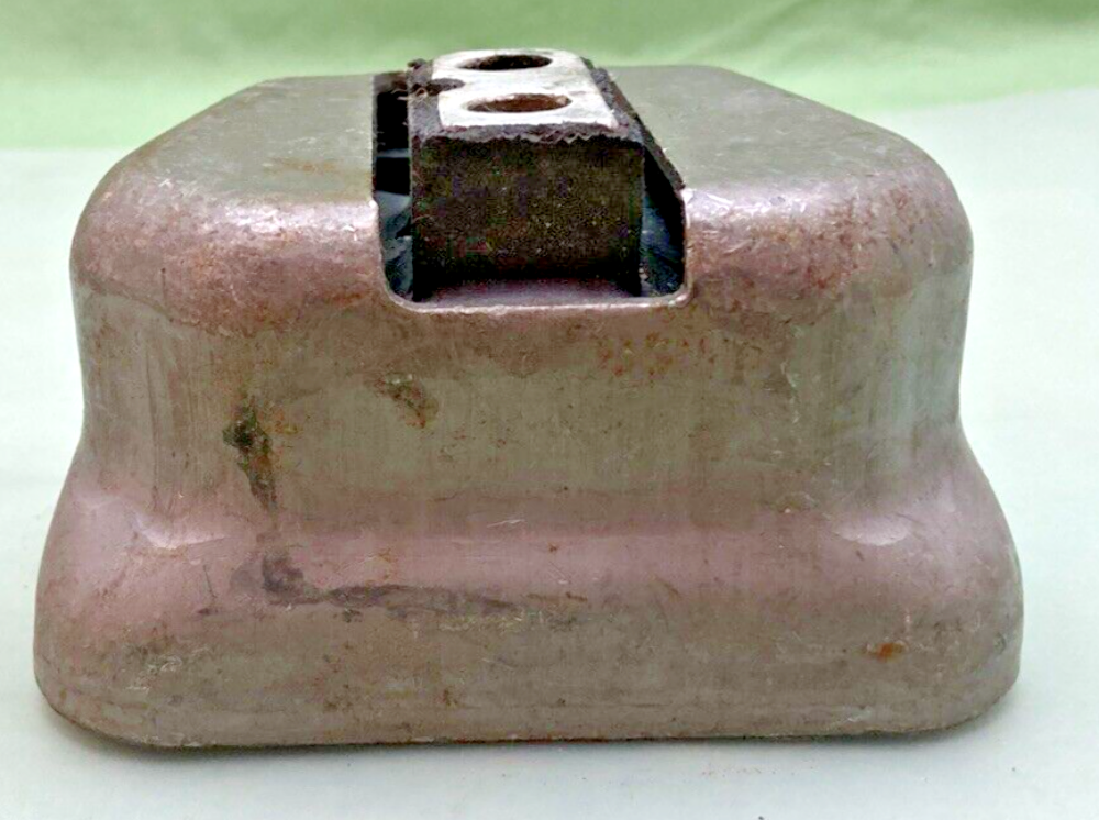 NEW GENUINE GM 22637949 MOUNT ASSEMBLY, ENGINE REAR 1982-1994 GM