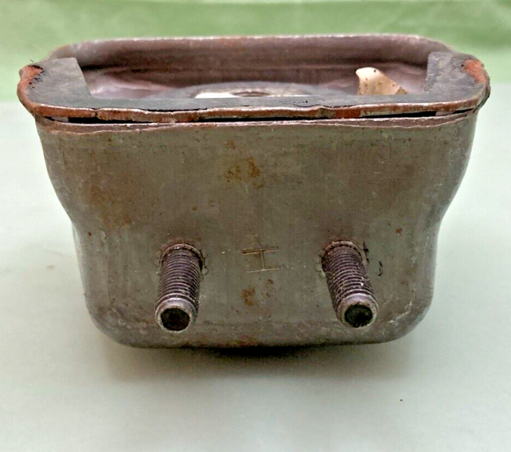 NEW GENUINE GM 22637949 MOUNT ASSEMBLY, ENGINE REAR 1982-1994 GM