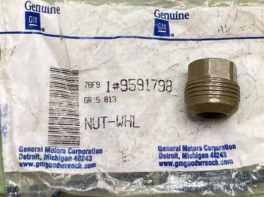 NEW GENUINE GM 9591798 NUT WHEEL