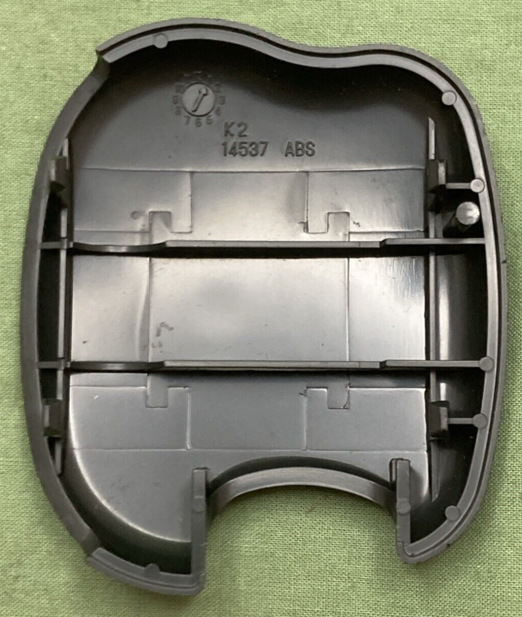 NEW GENUINE GM 22607107 Cover Driver Seat Shoulder Belt Guide Bracket Outer