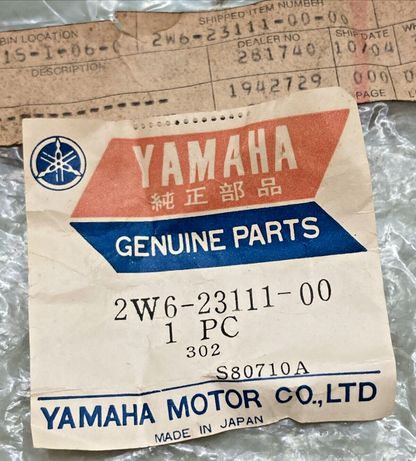 NEW GENUINE YAMAHA 2W6-23111-00 BOLT, CAP