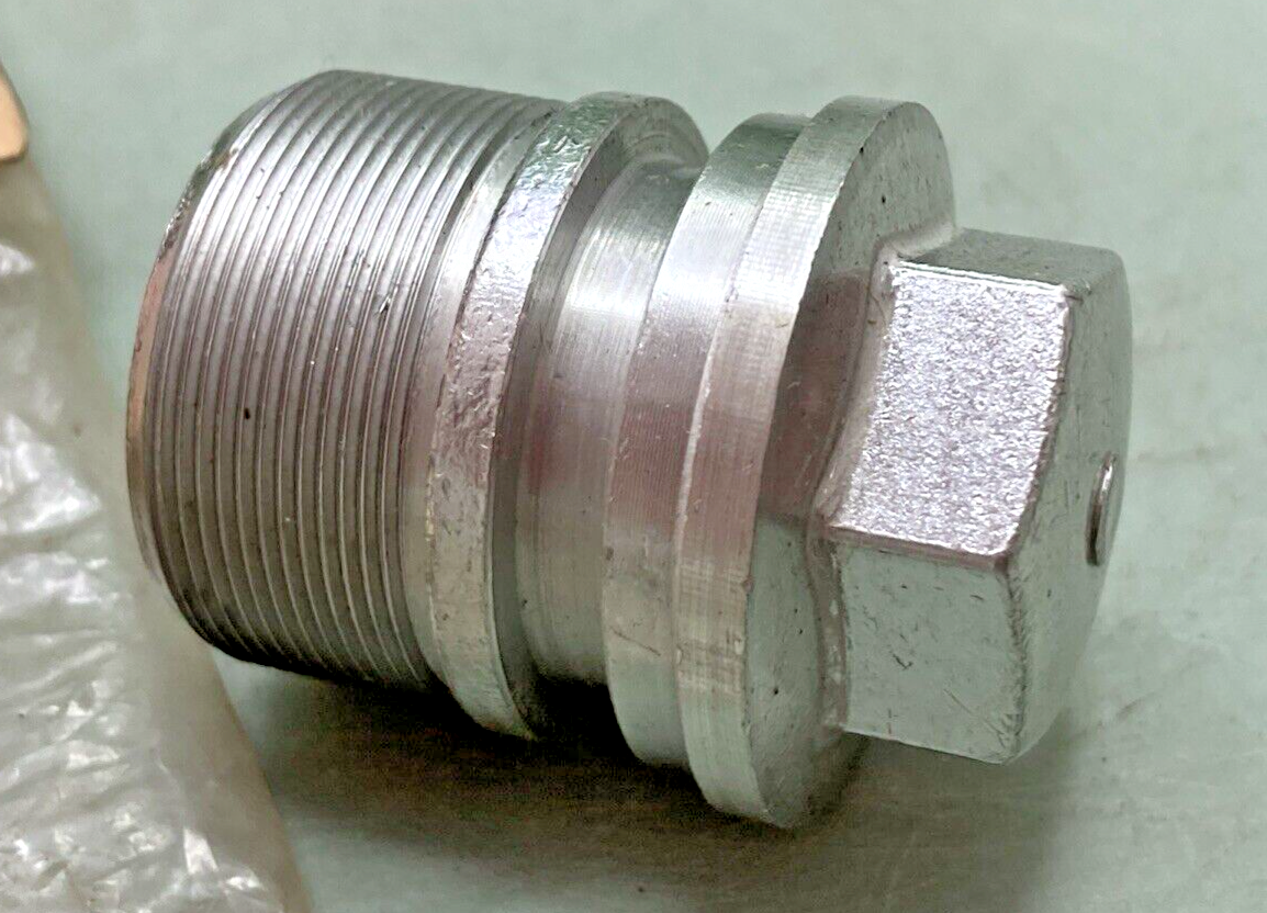 NEW GENUINE YAMAHA 2W6-23111-00 BOLT, CAP