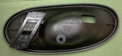 NEW GENUINE GM 10232680 Bezel Assembly Front Right Side Door Inside Black
