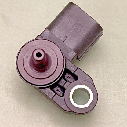 NEW GENUINE TRIUMPH T1290975 Sensor, Air Pressure