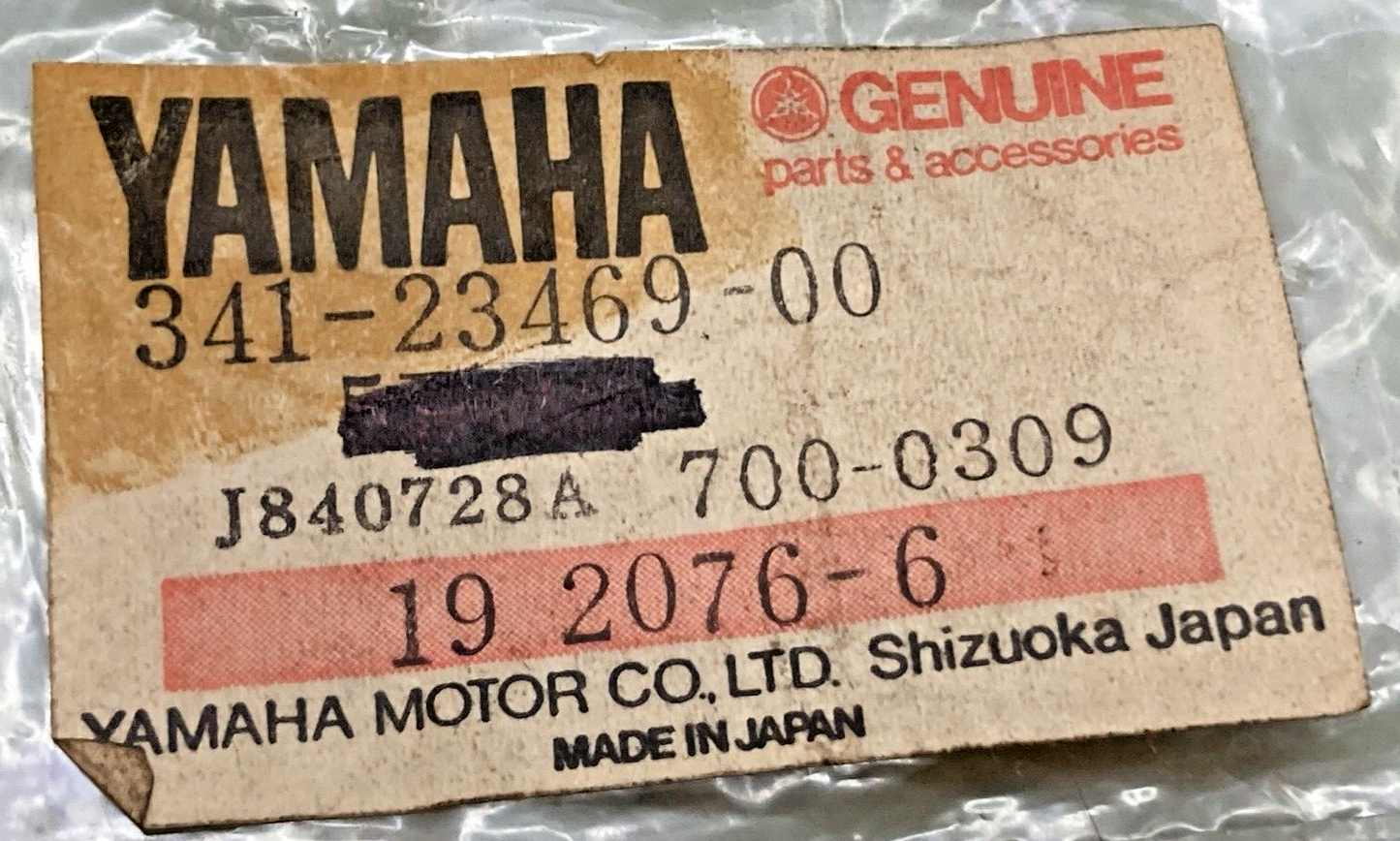 NEW GENUINE YAMAHA 341-23469-00 CAP, BOLT
