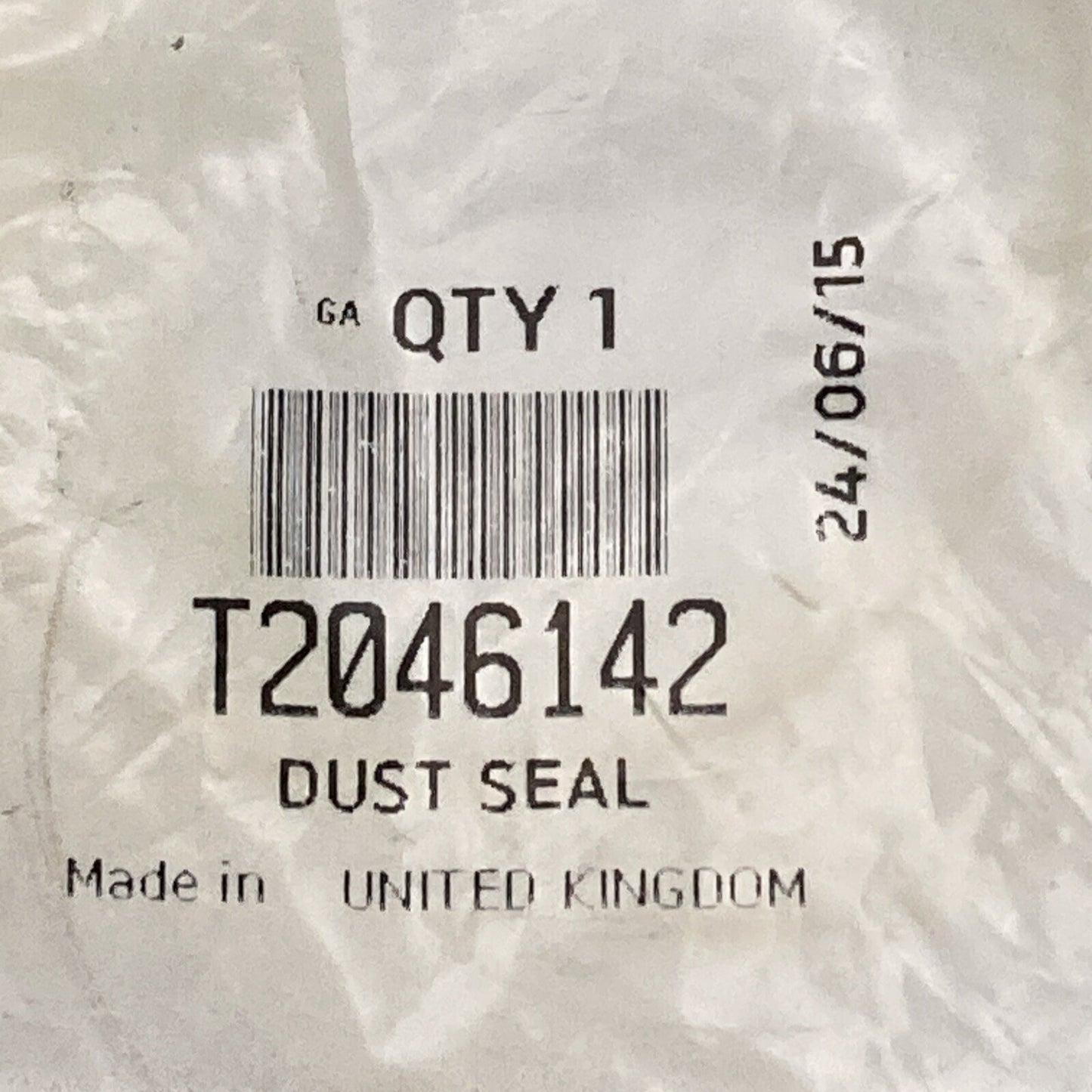 QTY 2 NEW GENUINE TRIUMPH T2046142 Dust Seal