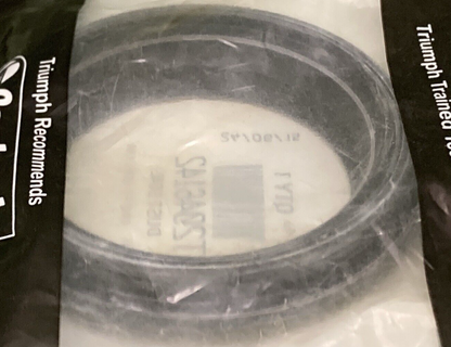 QTY 2 NEW GENUINE TRIUMPH T2046142 Dust Seal