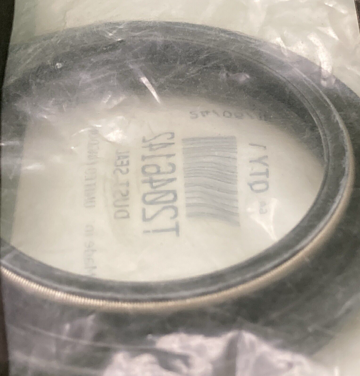 QTY 2 NEW GENUINE TRIUMPH T2046142 Dust Seal