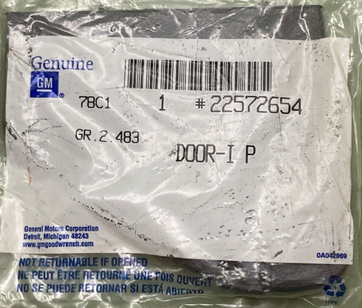 NEW GENUINE GM 22572654 Door Instrument Panel Fuse Box Access Cover Graphite