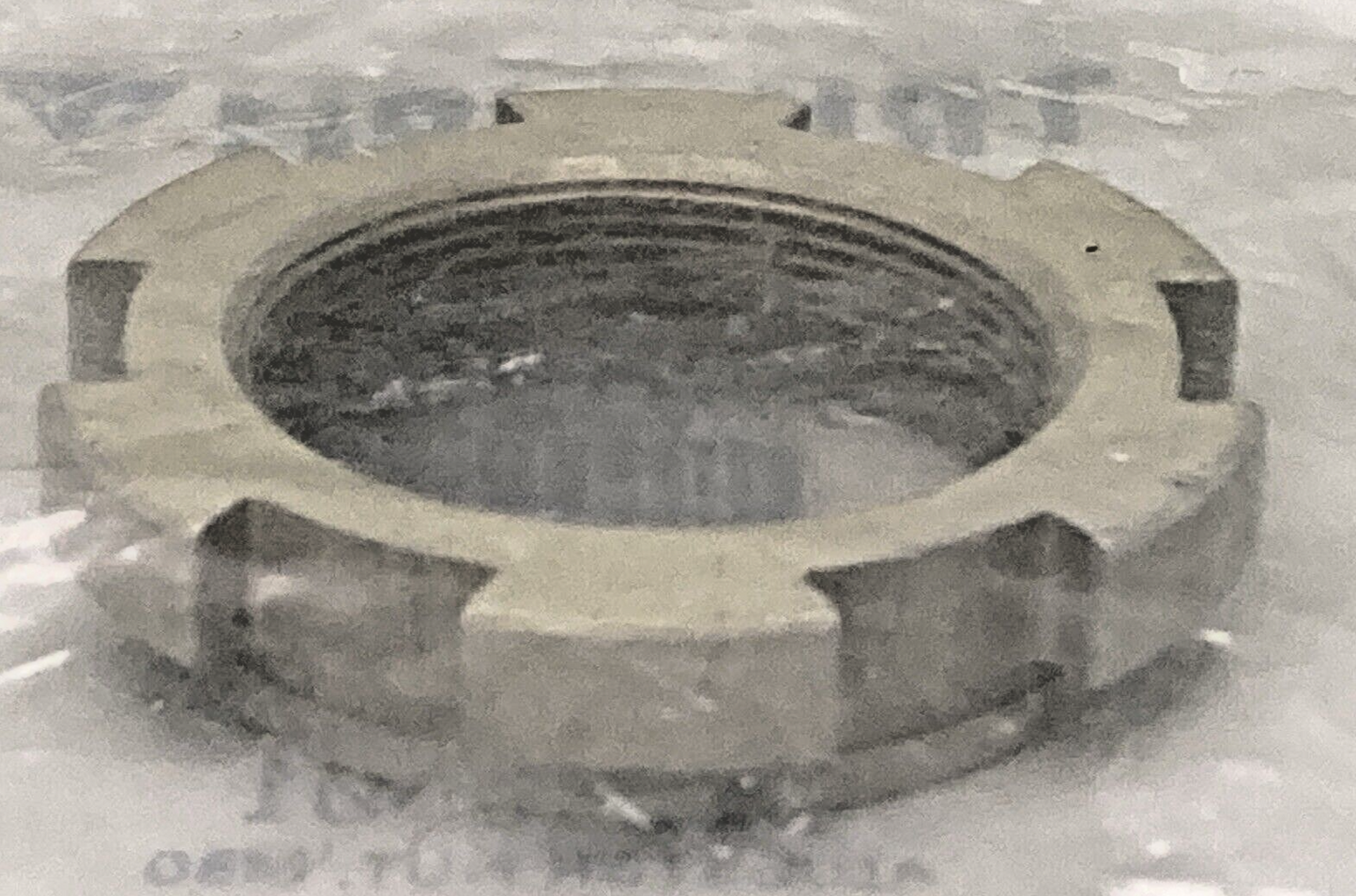 NEW GENUINE TRIUMPH T2040301 Adjuster Nut, M30