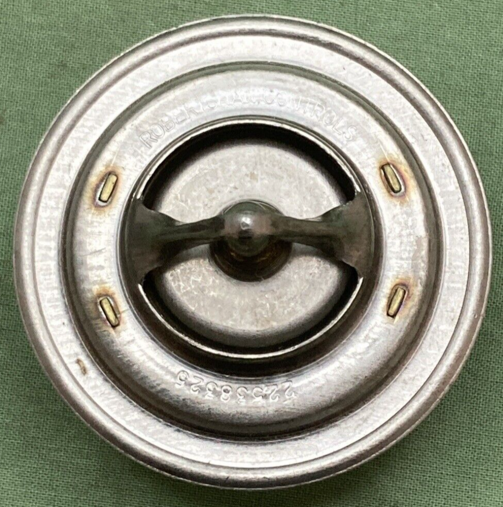 NEW GENUINE ACDELCO 131-40 THERMOSTAT GM 22538325