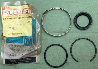 NEW GENUINE GM 7839158 SEAL KIT Steering Gear Pitman Shaft Bulkhead