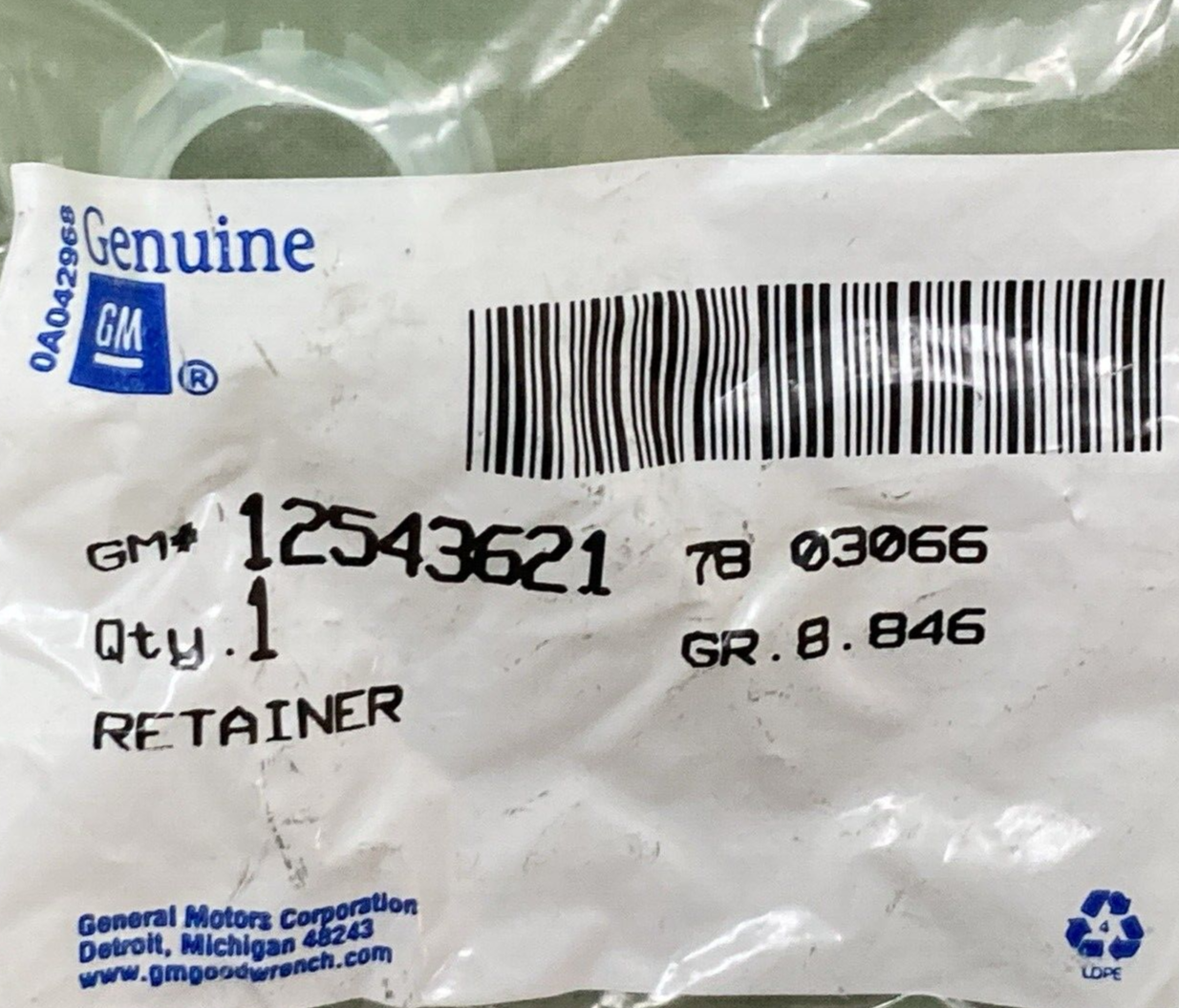 NEW GENUINE GM 12543621 Retainer Heater Inlet Pipe Connect
