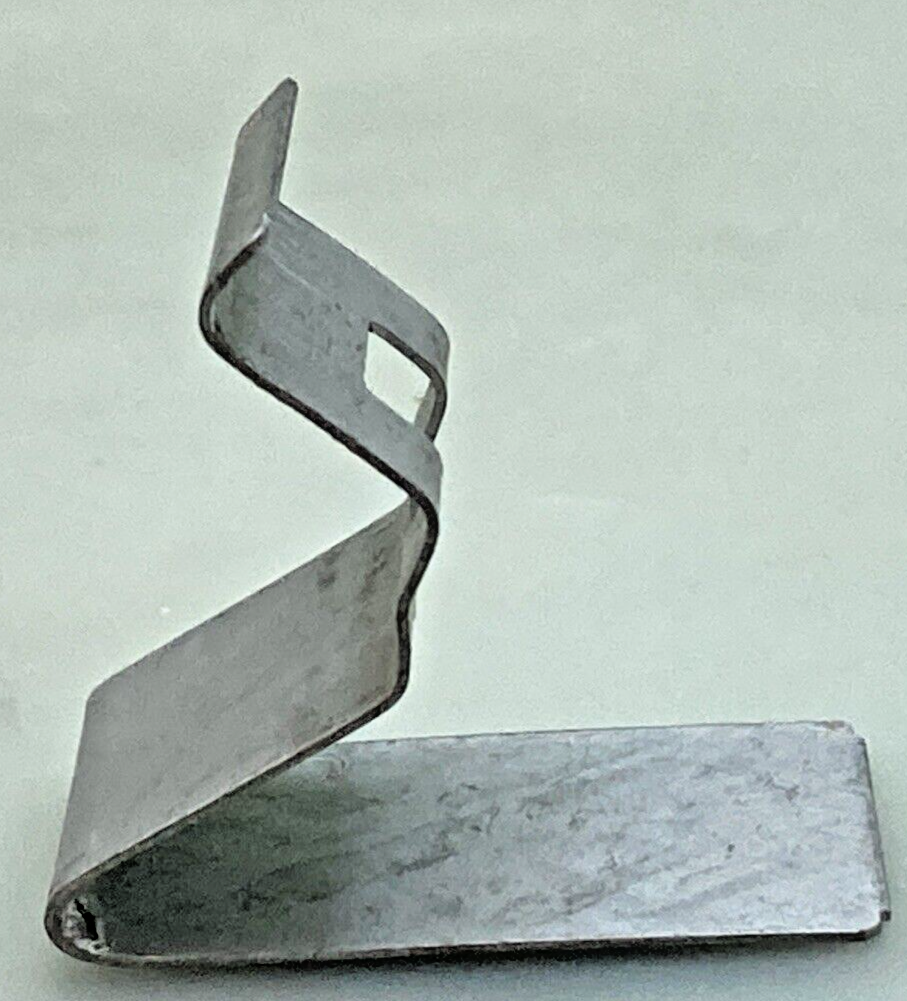 NEW GENUINE GM 12493719 RETAINER, FRONT BUMPER FASCIA EXTENSION