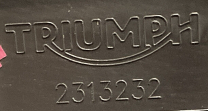 NEW GENUINE TRIUMPH T2313232 Side Panel, Rh, Mldg