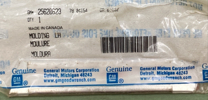 NEW GENUINE GM 25620623 Molding Front Fender Center Rear Lower LH