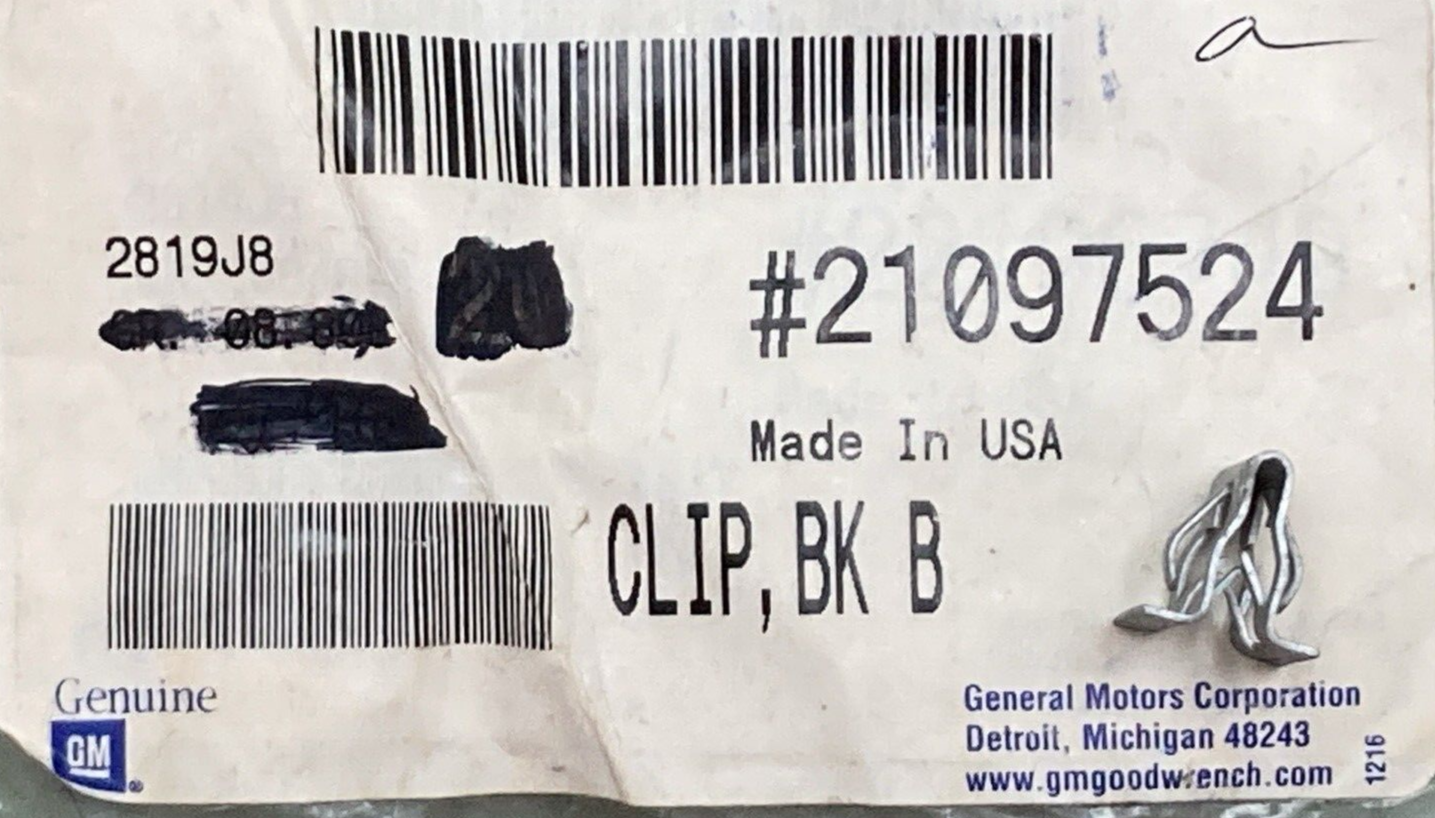 NEW GENUINE GM 21097524 Clip Back Body Opening Upper Molding