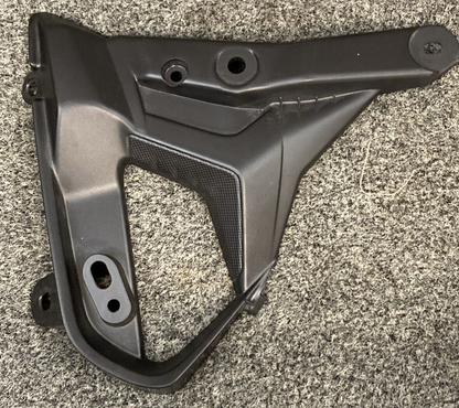 NEW GENUINE TRIUMPH T2316008Rad Cowl, Inner, Rh, Mldg