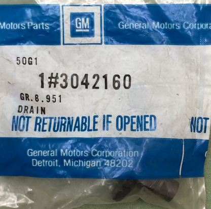 NEW GM 3042160 DRAIN COCK 1/4, 18X1" PLASTIC BLACK