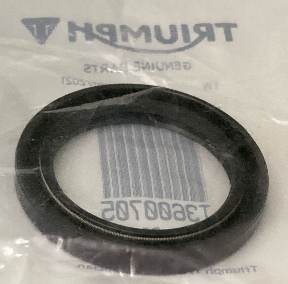 NEW GENUINE TRIUMPH T3600705 Oil Seal, 35 47 6