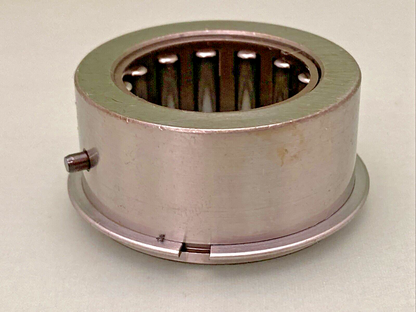 NEW GENUINE TRIUMPH T38000078 BEARING,NEEDLE, 40X24X20